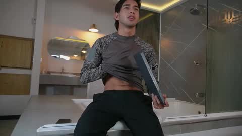 taylorsmiths_ online show from 12-02-25, 03:01