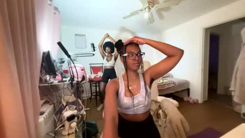 Snapshot of taylorsosweets chatting on 08-01-26, 02:11 Taylor online show from 08-01-26, 02:11