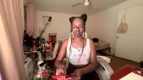 Snapshot of taylorsosweets chatting on 08-02-26, 12:53 Taylor online show from 08-02-26, 12:53