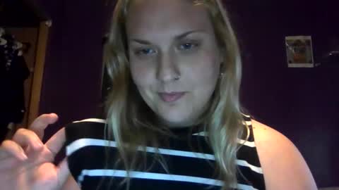 Snapshot of taytortotzz chatting on 05-21-26, 06:15 taytortotzz online show from 05-21-26, 06:15