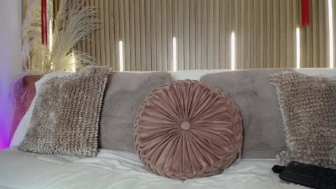 Sofia online show from 04-05-26, 08:17