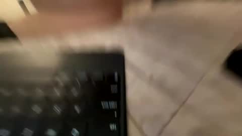 tbennett575788 online show from 12-25-24, 04:33