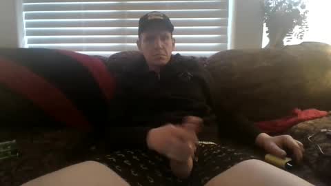 Snapshot of tc123496 chatting on 12-12-24, 06:10 NATE online show from 12-12-24, 06:10