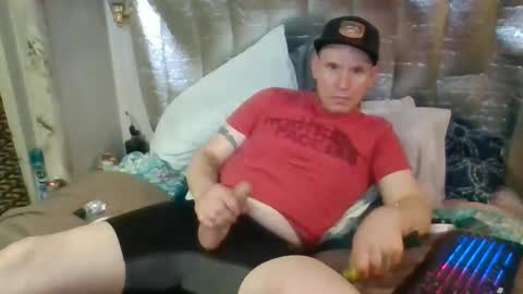 Snapshot of tc123496 chatting on 10-08-25, 10:46 NATE online show from 10-08-25, 10:46