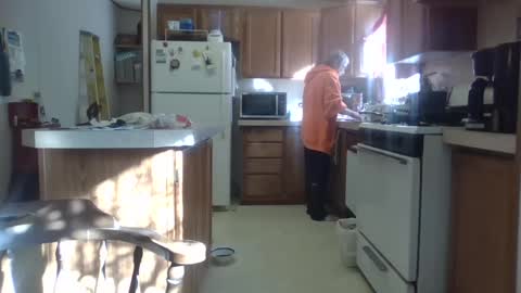 Snapshot of teak4u chatting on 02-18-25, 08:58 Teak online show from 02-18-25, 08:58