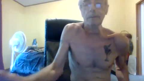 Snapshot of teak4u chatting on 08-05-26, 06:55 Teak online show from 08-05-26, 06:55