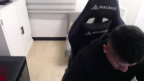 DYNAMITE DUO69 online show from 03-17-26, 12:08