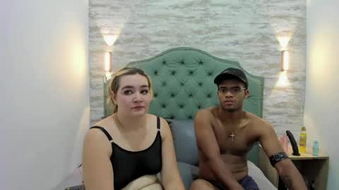Marco y Luna  online show from 06-07-26, 12:09