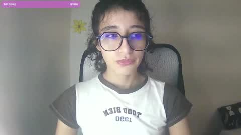 Snapshot of teaonix chatting on 05-03-26, 03:45 teaonix online show from 05-03-26, 03:45