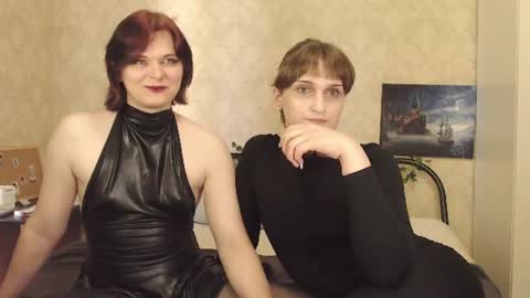Snapshot of tearjuly chatting on 07-12-26, 12:51 July online show from 07-12-26, 12:51