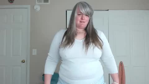 teases online show from 03-01-26, 02:08