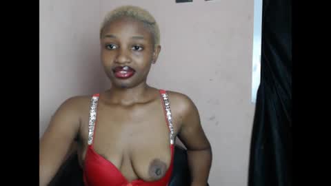 Snapshot of teasexkitty chatting on 06-01-26, 09:16 teasexkitty online show from 06-01-26, 09:16