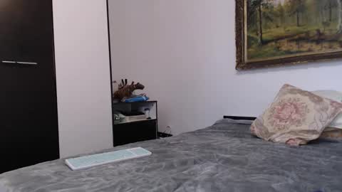 ALICIA--- online show from 02-19-25, 11:06