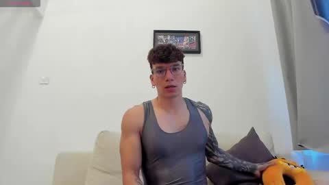 Esteban online show from 03-16-26, 06:39