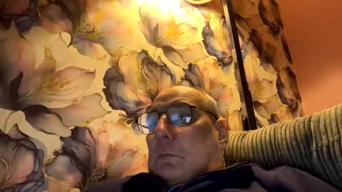 Mark online show from 09-16-25, 06:42