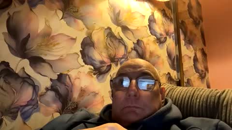 Mark online show from 10-05-25, 07:01