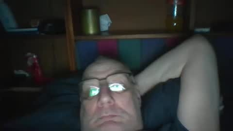 Snapshot of tebb61 chatting on 05-01-26, 08:30 Mark online show from 05-01-26, 08:30