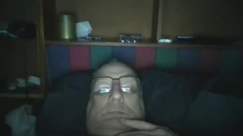 Snapshot of tebb61 chatting on 05-16-26, 08:11 Mark online show from 05-16-26, 08:11