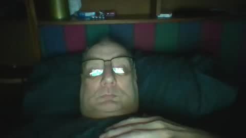 Snapshot of tebb61 chatting on 05-19-26, 07:58 Mark online show from 05-19-26, 07:58