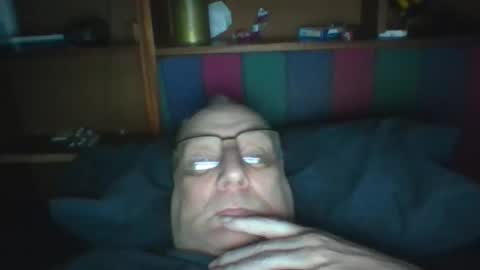 Snapshot of tebb61 chatting on 05-21-26, 07:26 Mark online show from 05-21-26, 07:26