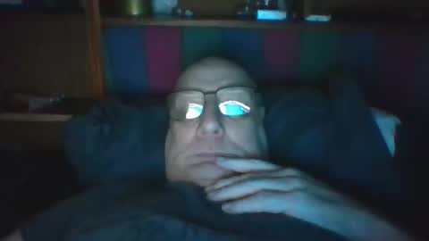 Snapshot of tebb61 chatting on 06-01-26, 07:32 Mark online show from 06-01-26, 07:32