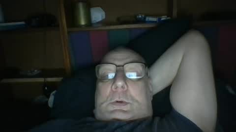 Snapshot of tebb61 chatting on 06-18-26, 06:57 Mark online show from 06-18-26, 06:57