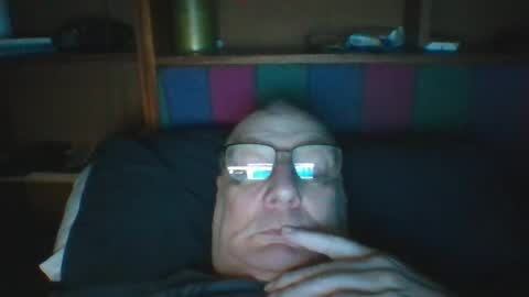 Snapshot of tebb61 chatting on 06-30-26, 06:25 Mark online show from 06-30-26, 06:25
