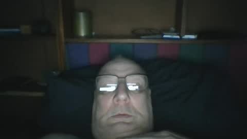 Snapshot of tebb61 chatting on 07-04-26, 05:57 Mark online show from 07-04-26, 05:57