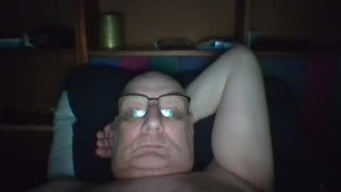 Snapshot of tebb61 chatting on 07-26-26, 07:15 Mark online show from 07-26-26, 07:15