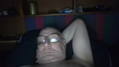 Snapshot of tebb61 chatting on 08-01-26, 06:01 Mark online show from 08-01-26, 06:01