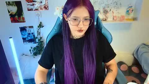 Snapshot of technical_face_powder_error chatting on 12-15-25, 11:25 technical_face_powder_error online show from 12-15-25, 11:25