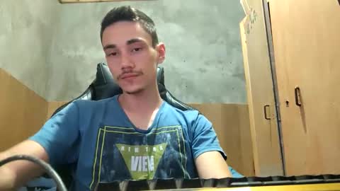 Snapshot of tecnicogatu chatting on 09-25-25, 04:49 tecnicogatu online show from 09-25-25, 04:49