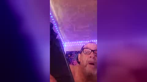 Snapshot of tedestep2 chatting on 07-26-26, 04:58 tedestep2 online show from 07-26-26, 04:58