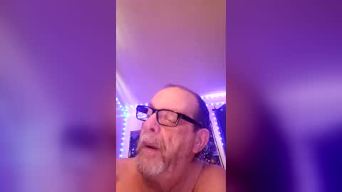 Snapshot of tedestep2 chatting on 07-27-26, 07:10 tedestep2 online show from 07-27-26, 07:10