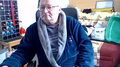tedy6374 online show from 05-01-26, 10:31