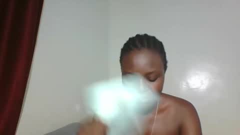 Snapshot of tee_kaicy chatting on 10-26-25, 08:26 kaicy online show from 10-26-25, 08:26