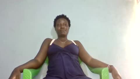 Snapshot of tee_kaicy chatting on 11-24-25, 08:14 kaicy online show from 11-24-25, 08:14