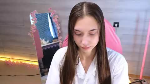 Alice and Cassie online show from 06-29-26, 03:24