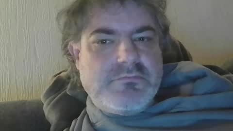 Snapshot of teeforyou chatting on 04-25-26, 09:56 Peter online show from 04-25-26, 09:56