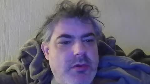 Snapshot of teeforyou chatting on 05-15-26, 09:00 Peter online show from 05-15-26, 09:00