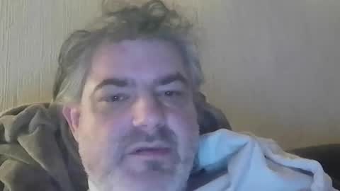 Snapshot of teeforyou chatting on 06-08-26, 01:28 Peter online show from 06-08-26, 01:28