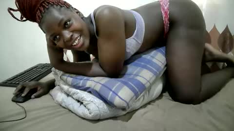 Snapshot of teekaeh chatting on 05-31-26, 10:33 teekah online show from 05-31-26, 10:33
