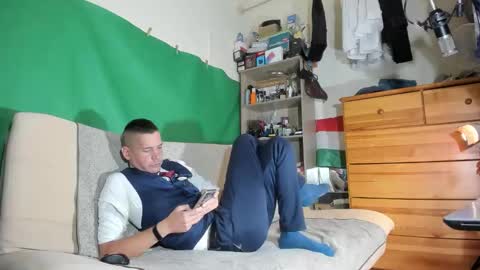 Snapshot of telepaticman chatting on 10-21-25, 11:33 Virg Lszl online show from 10-21-25, 11:33