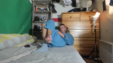 Snapshot of telepaticman chatting on 10-23-25, 10:08 Virg Lszl online show from 10-23-25, 10:08