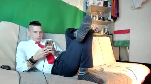 Snapshot of telepaticman chatting on 11-17-25, 05:02 Virg Lszl online show from 11-17-25, 05:02