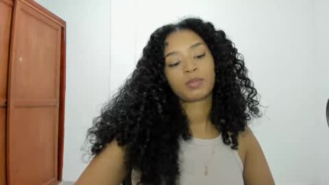 Snapshot of teles10 chatting on 09-29-25, 01:22 Teles2023 online show from 09-29-25, 01:22