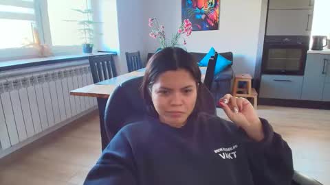 Amazing SALOME online show from 11-04-25, 08:13