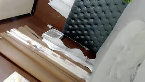 EVA GLASSCOTT online show from 12-14-24, 12:55