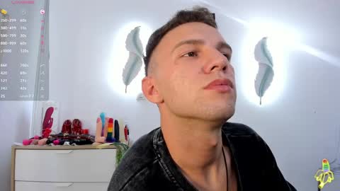 Snapshot of temptationtwink chatting on 05-20-26, 07:09 Andy aka TEMPTATIONTWINK online show from 05-20-26, 07:09