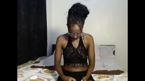 Snapshot of tempting_vibe chatting on 03-25-26, 08:04 tempting_vibe online show from 03-25-26, 08:04